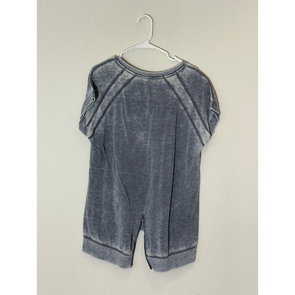 GreenTea Women Gray V-Neck Split Back Tunic Top M/M Casual Weekend - Picture 3 of 3